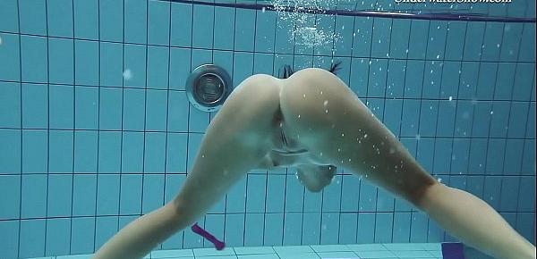  Krasula Fedorchuk hot underwater show